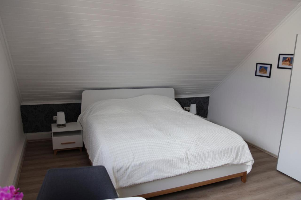 Privatzimmer Mit Eigenem Bad Und Kueche Бургвидел Екстериор снимка